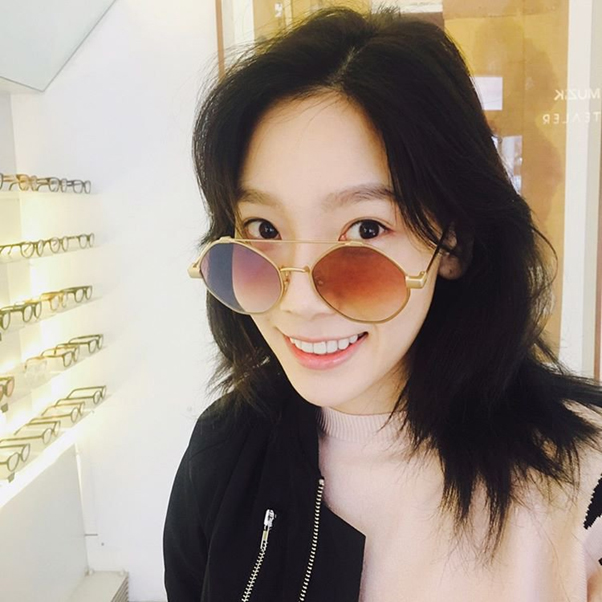 Kính mắt tròn cho các cô nàng mặt hơi vuông
