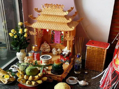 Bàn thờ thần tài