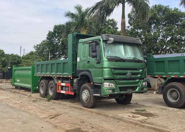 Giới thiệu xe tải ben 3 chân Howo cấu hình vượt trội thách thức mọi giới hạn 1