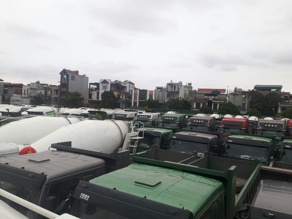 CƠ BẢN XE BEN HOWO 4 CHÂN THÙNG VUÔNG 