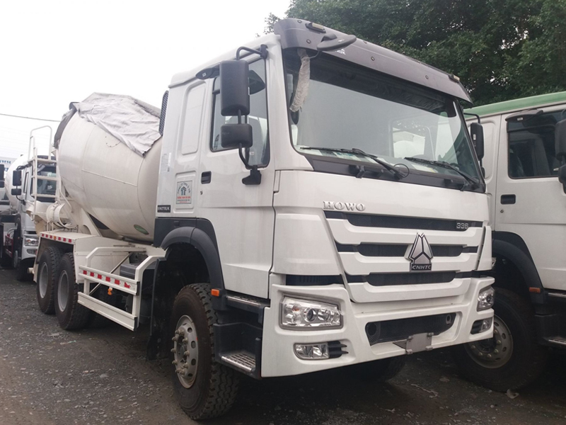 Xe bồn trộn bê tông Howo 10 khối bồn CIMC 1