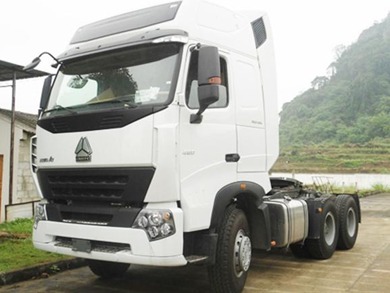 Xe đầu kéo HOWO A7 375 HP Euro 5