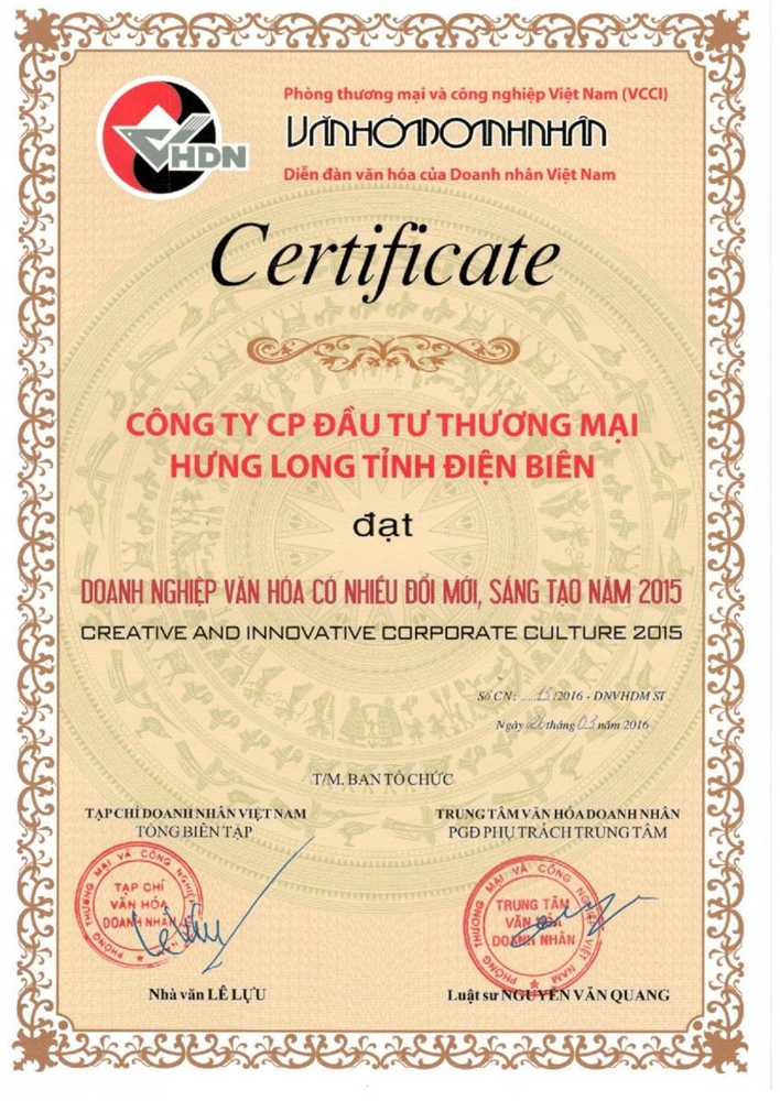 Hưng Long nhận các danh hiệu giải thưởng trong năm 2016 1