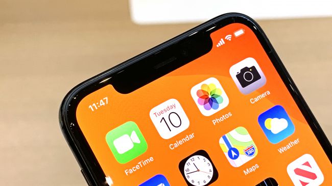 iPhone 11 Pro được nâng cấp màn hình và Face ID. (Nguồn: techradar)