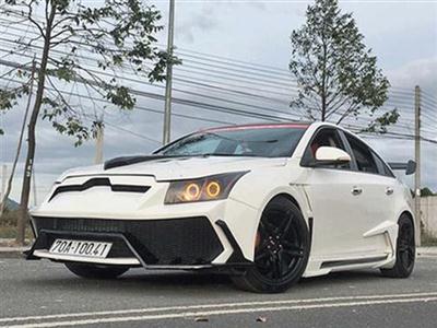 Chevrolet Cruze phong cách siêu xe Lamborghini Huracan
