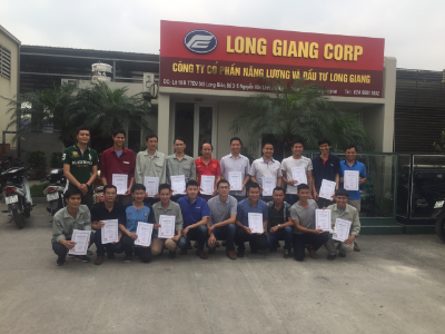 Lễ trao chứng chỉ Khóa đào tạo “ Nâng cao kiến thức về hệ thống điện ô tô – Động cơ Euro 4”