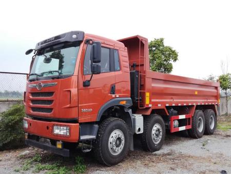 Xe ben 3 chân Faw - kiểu dáng ngọn nhẹ - tiết kiệm nhiên liệu tối đa
