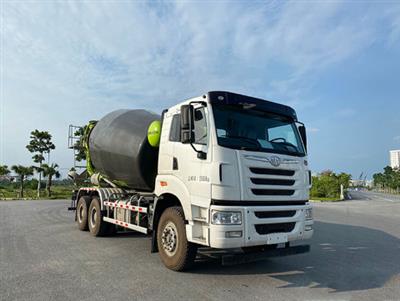 Xe trộn bê tông FAW J6 9 khối