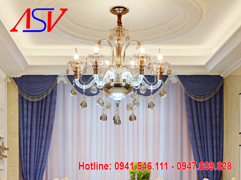 Trang trí phòng khách bằng đèn chùm tăng vẻ đẹp sang trọng 3