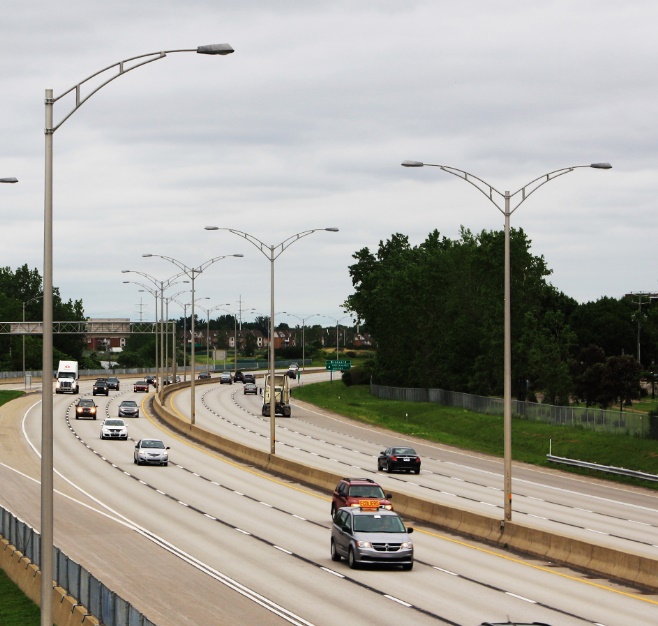 Thiết kế lắp đặt hệ thống cột đèn chiếu sáng đúng chuẩn 1