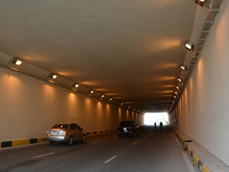 Chiếu sáng hầm đường bộ