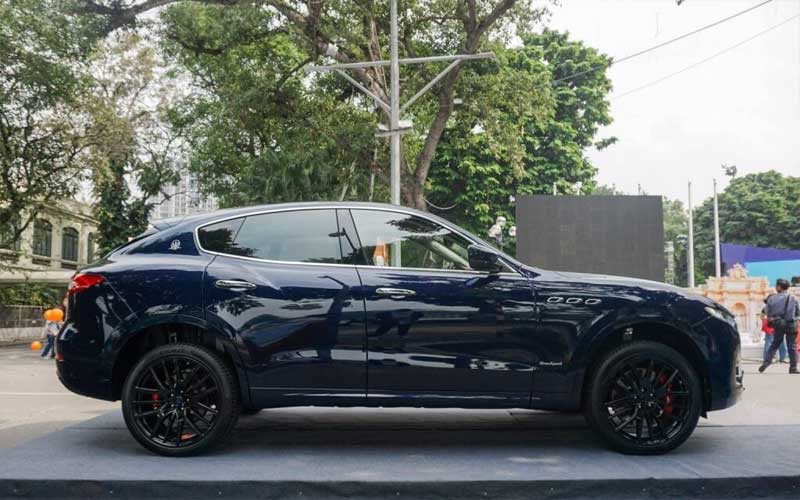 Bảng giá xe Maserati Levante GranSport 2020 tại Việt Nam