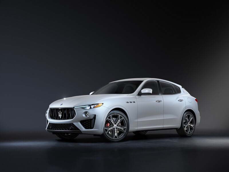 Bộ 3 Maserati với phiên bản đặc biệt Edizione Ribelle và gói thể thao GT