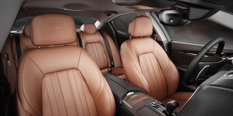 Khám phá nội thất của Maserati Ghibli 2020