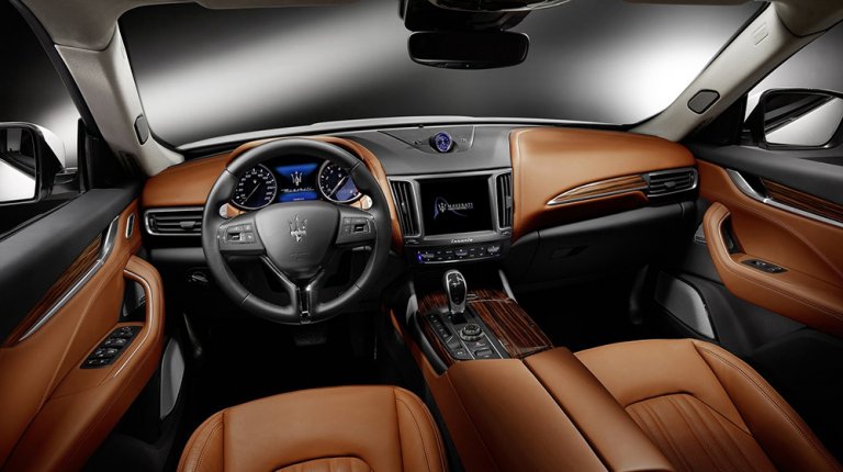 Maserati hy vọng Maserati Levante hấp dẫn giới trẻ và phái đẹp hơn nữa
