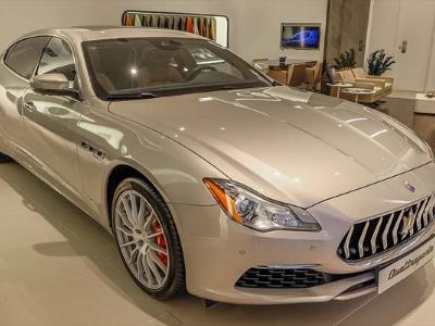 Gói “cá nhân hóa” hàng ghế sau của Maserati Quattroporte GranLusso