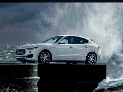 Lái Xe Thể Thao Hạng Sang Maserati Trên Đất Ý – Trải Nghiệm Vô Giá Cho Khách Hàng Việt Nam