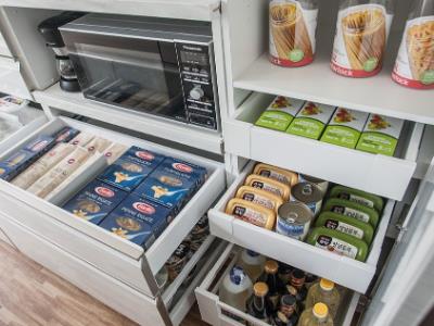 5 bí quyết quan trọng khi trữ thực phẩm khô trong tủ bếp
