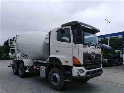 Xe trộn bê tông Hino 7 khối 2