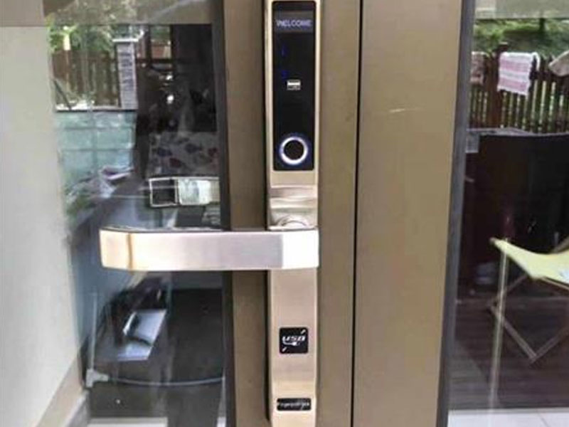 Những lưu ý cần thiết khi bạn mua khóa cửa thông minh