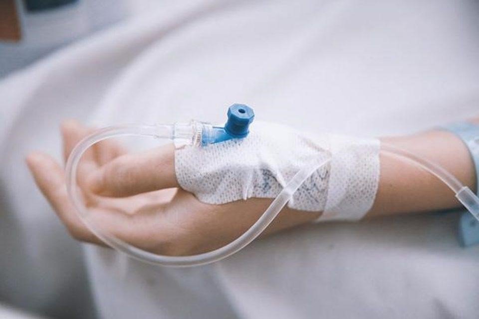 Catheter tĩnh mạch trung tâm (Central venous catheters)
