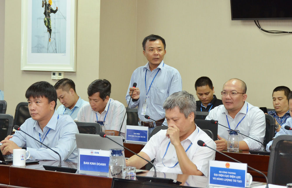 Ông Nguyễn Xuân Nguyên - Giám đốc Trung tâm Điều khiển Nhà máy điện mặt trời Solar Park 1,2,3,4 (Long An) đánh giá cao sự hỗ trợ của EVN trong thời gian qua