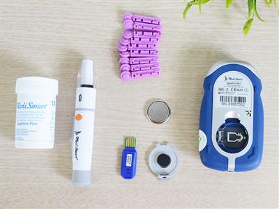may do duong huyet medismart sapphire 4 51084