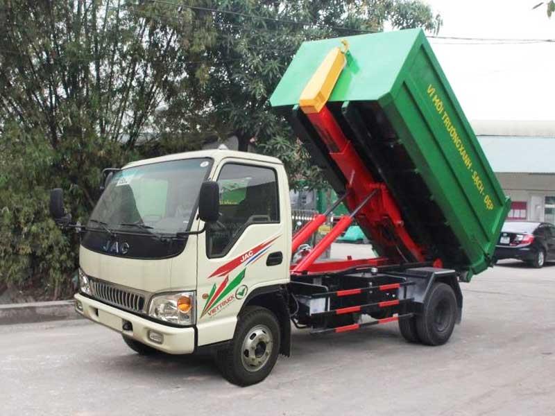 Xe chở rác thùng rời 6 khối JAC 6m3 hooklift