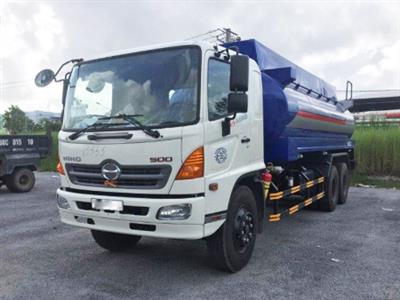 Xe téc chở xăng dầu 18 khối Hino FL 18m3 lắp bơm cấp lẻ lưu động