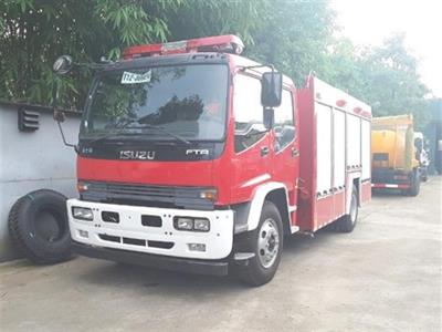 Xe chữa cháy Isuzu 6 khối 5m3 nước 1m3 bọt nhập khẩu