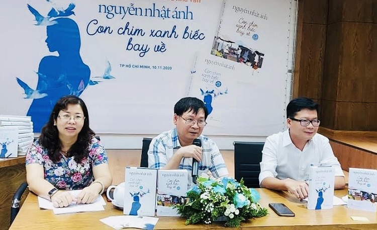 “Con chim xanh biếc bay về” - Câu chuyện cổ tích dành cho người lớn - ảnh 2