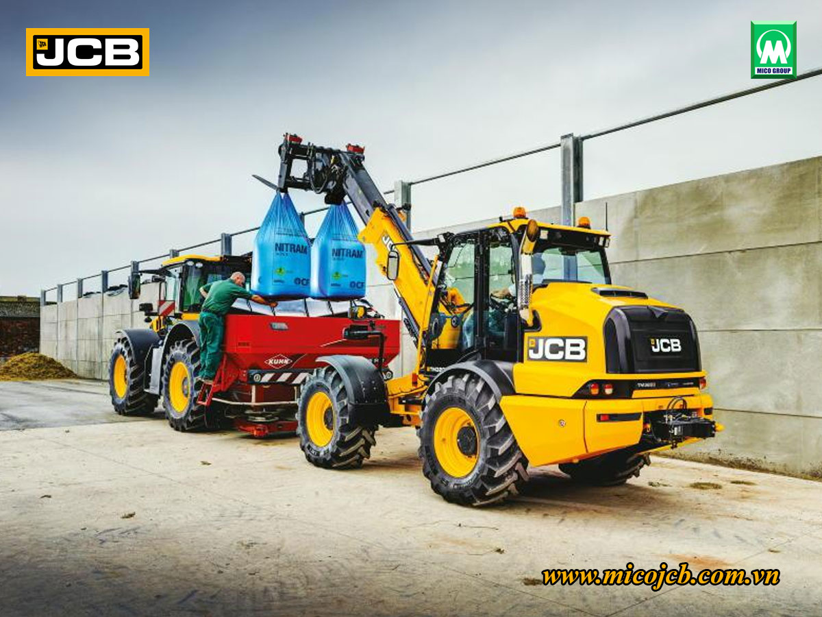 máy xây dựng JCB trong Nhà máy công nghiệp